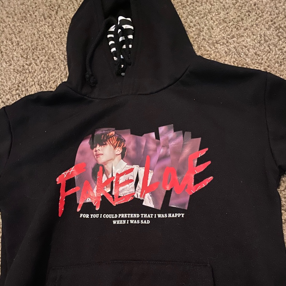 BTS kpop fake love hoodie - Picture 3 of 4